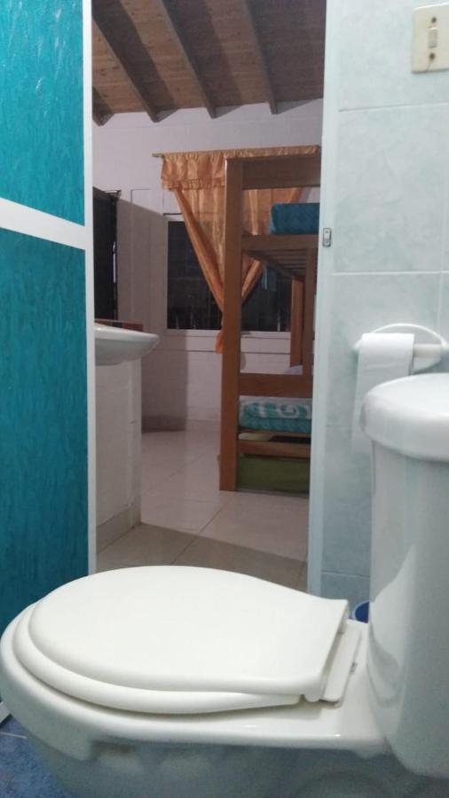 Habitacion Triple Con Cocina Y Bano Privado Necoclí Exterior foto