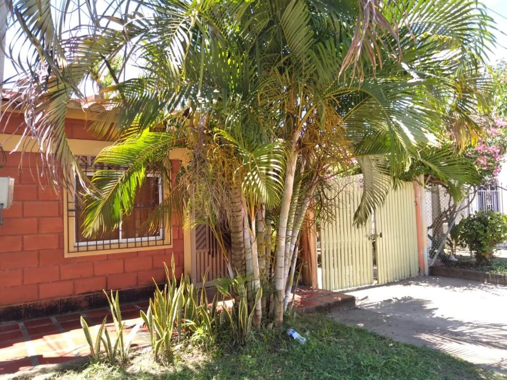 Habitacion Triple Con Cocina Y Bano Privado Necoclí Exterior foto